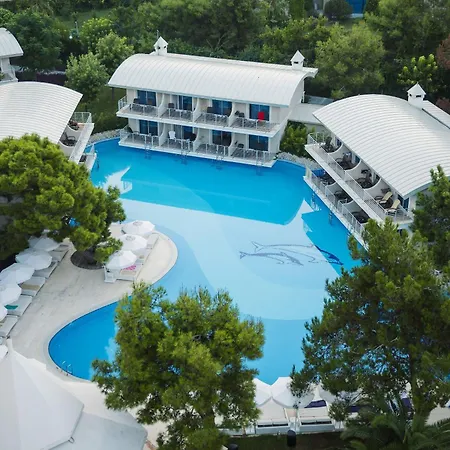 Feriested Titanic Deluxe Lara Antalya